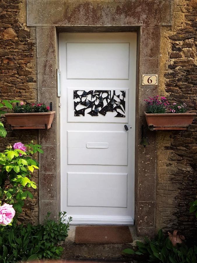 B&B L'Atelier Du Presbytere Saint-Maugan Exterior foto