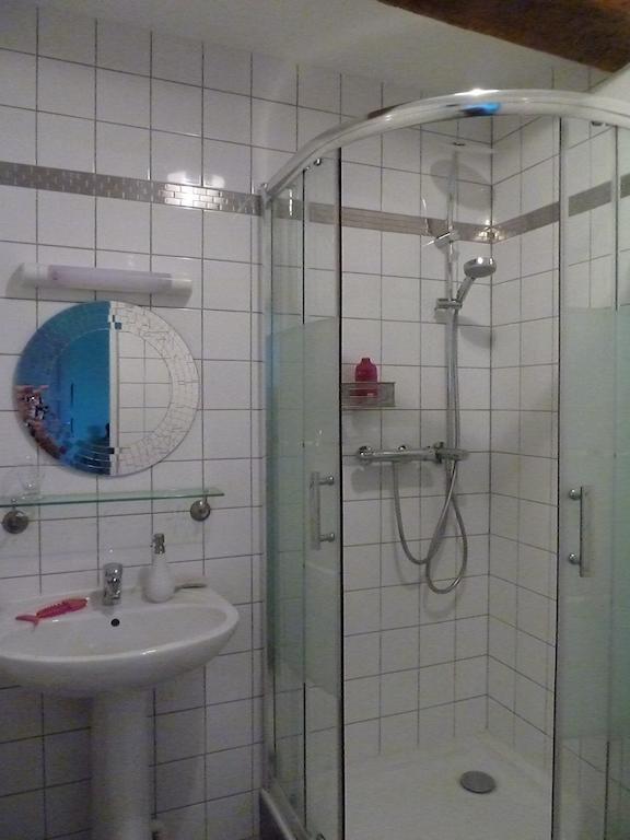 B&B L'Atelier Du Presbytere Saint-Maugan Quarto foto